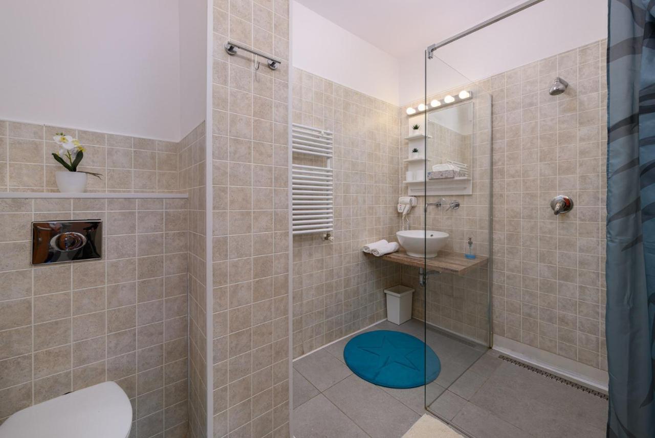 Mirage Wellness Apartman Hajduszoboszlo Exterior photo